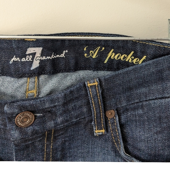 7 For All Mankind A Pocket Flare Jeans in Nouveau New York Dark Wash - Picture 4 of 8